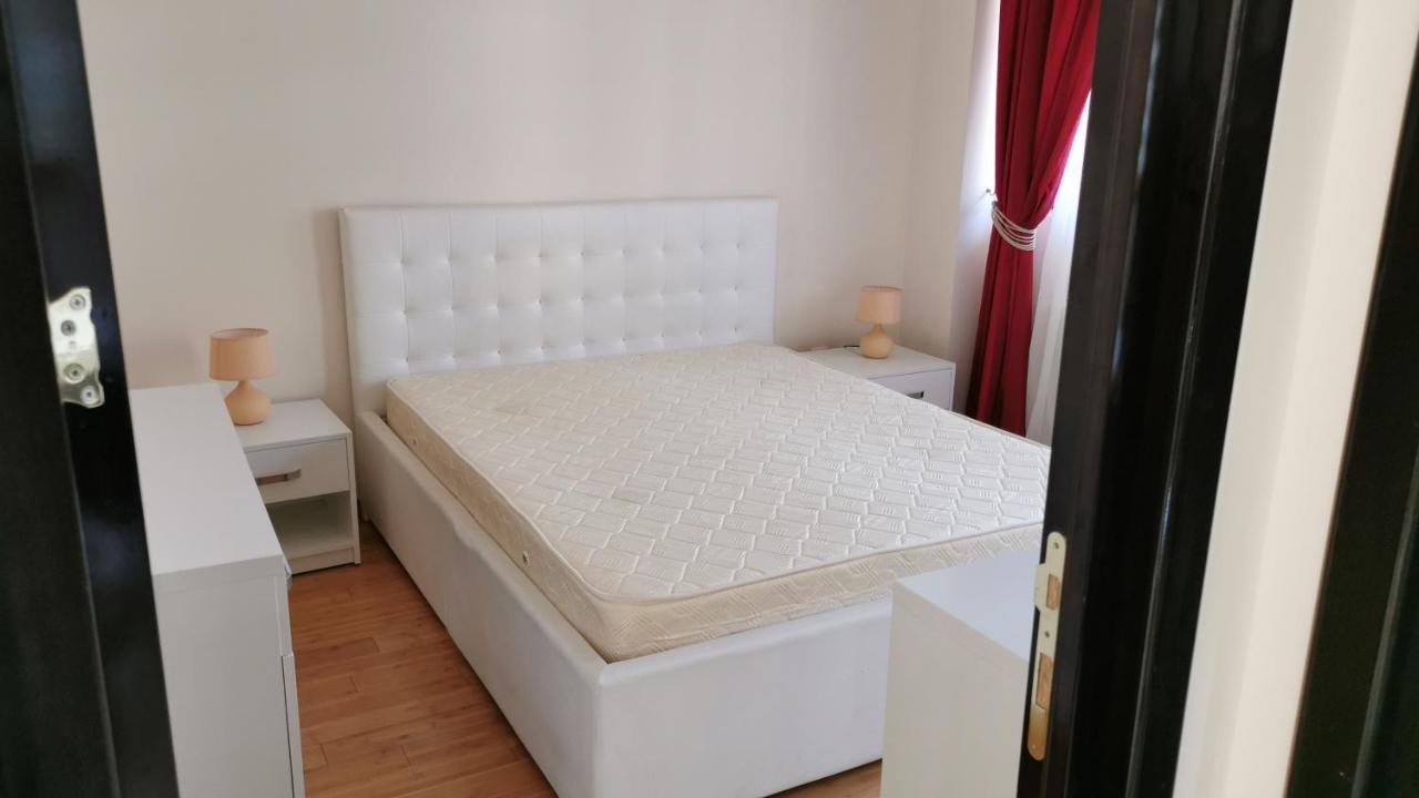 Luxurious Apartment In A Residential Complex In Copou For A Maximum Number Of 3 Persons Яссы Экстерьер фото